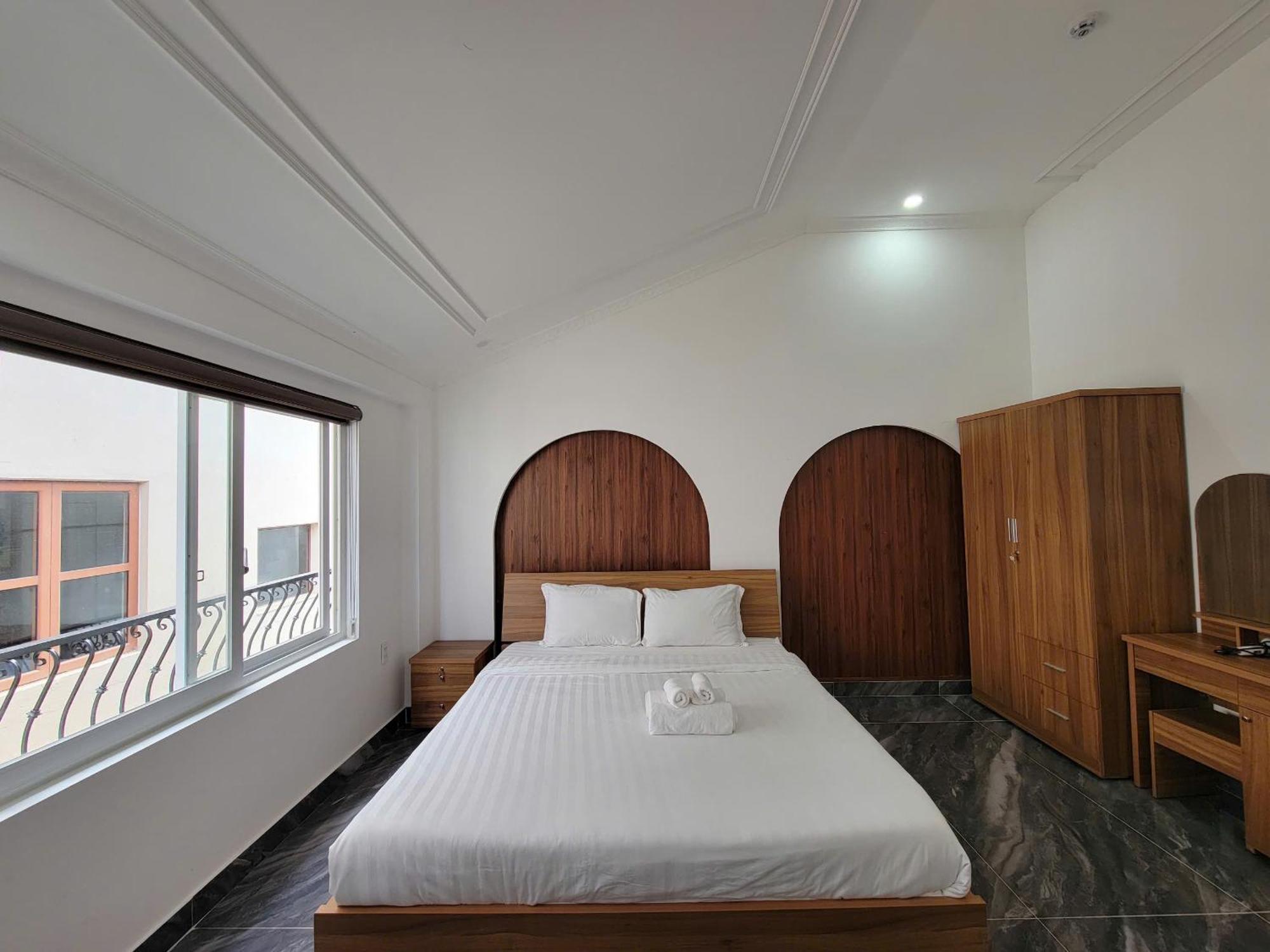 Savio Hotel Trieu Viet Vuong Далат Экстерьер фото